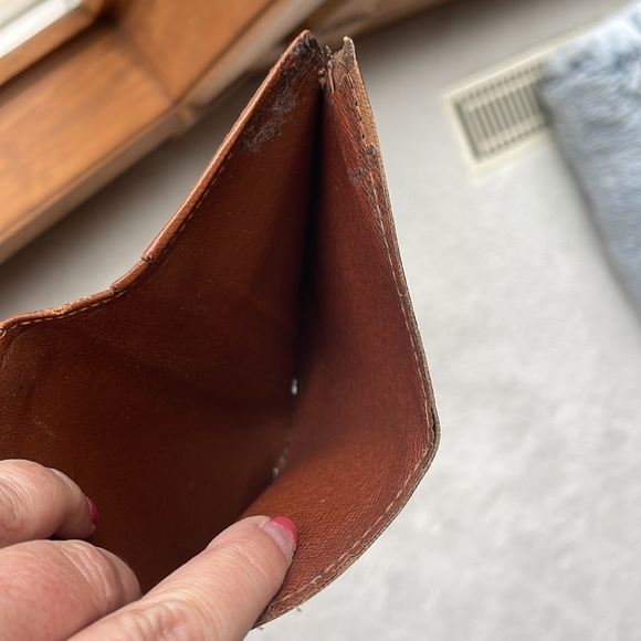 Authentic Louis Vuitton Tresor Wallet - Picture 12 of 12